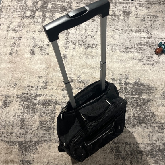 West Virginia Suitcase - Picture 2 of 4